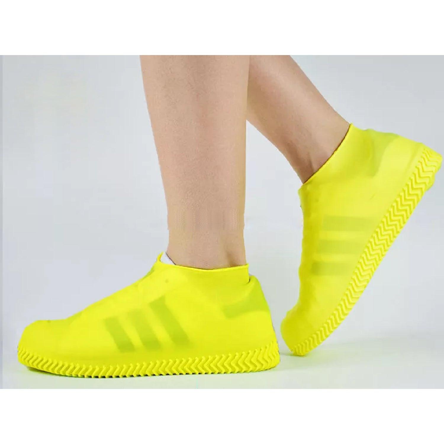 4867A NON-SLIP SILICONE RAIN REUSABLE ANTI SKID WATERPROOF FORDABLE BOOT SHOE COVER (MEDIUM) DeoDap 4867A NON-SLIP SILICONE RAIN REUSABLE ANTI SKID WATERPROOF FORDABLE BOOT SHOE COVER (MEDIUM) DeoDap